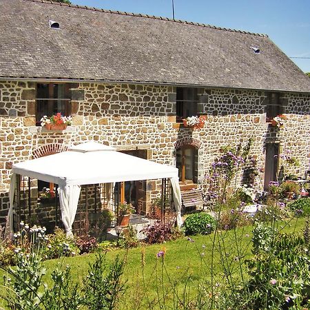 La Cloue Bed & Breakfast Sainte-Marie-du-Bois  Exterior foto