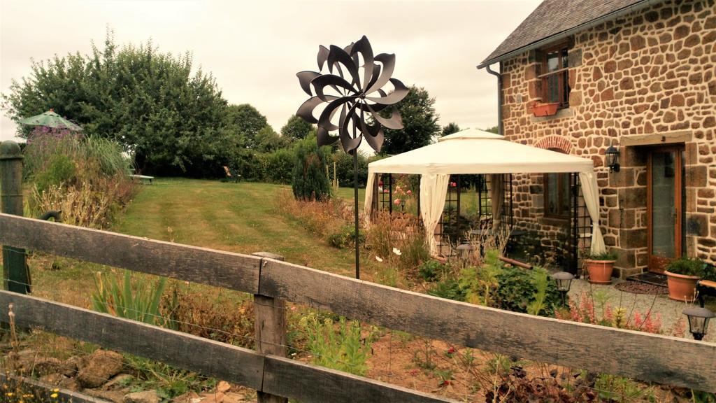 La Cloue Bed & Breakfast Sainte-Marie-du-Bois  Exterior foto