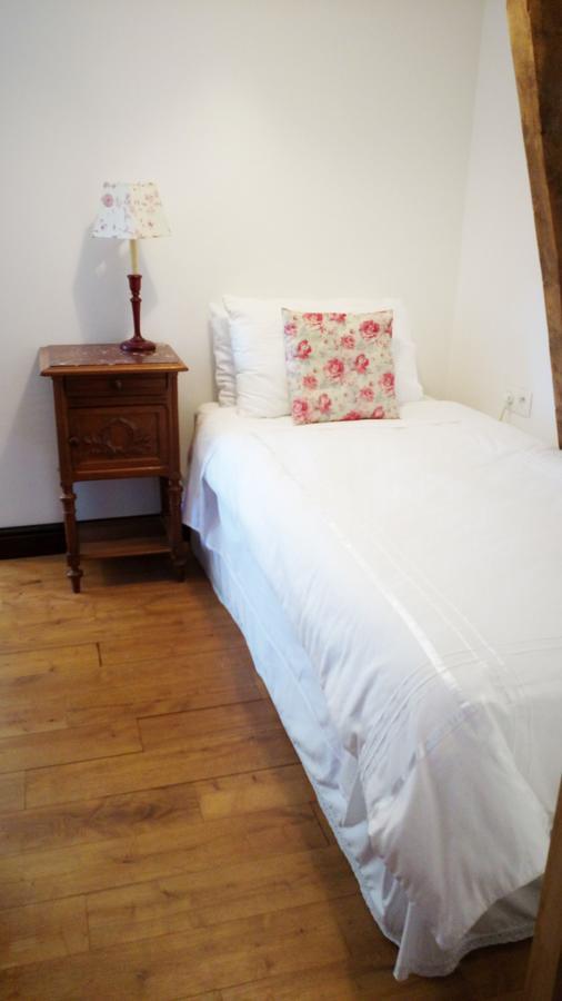 La Cloue Bed & Breakfast Sainte-Marie-du-Bois  Exterior foto